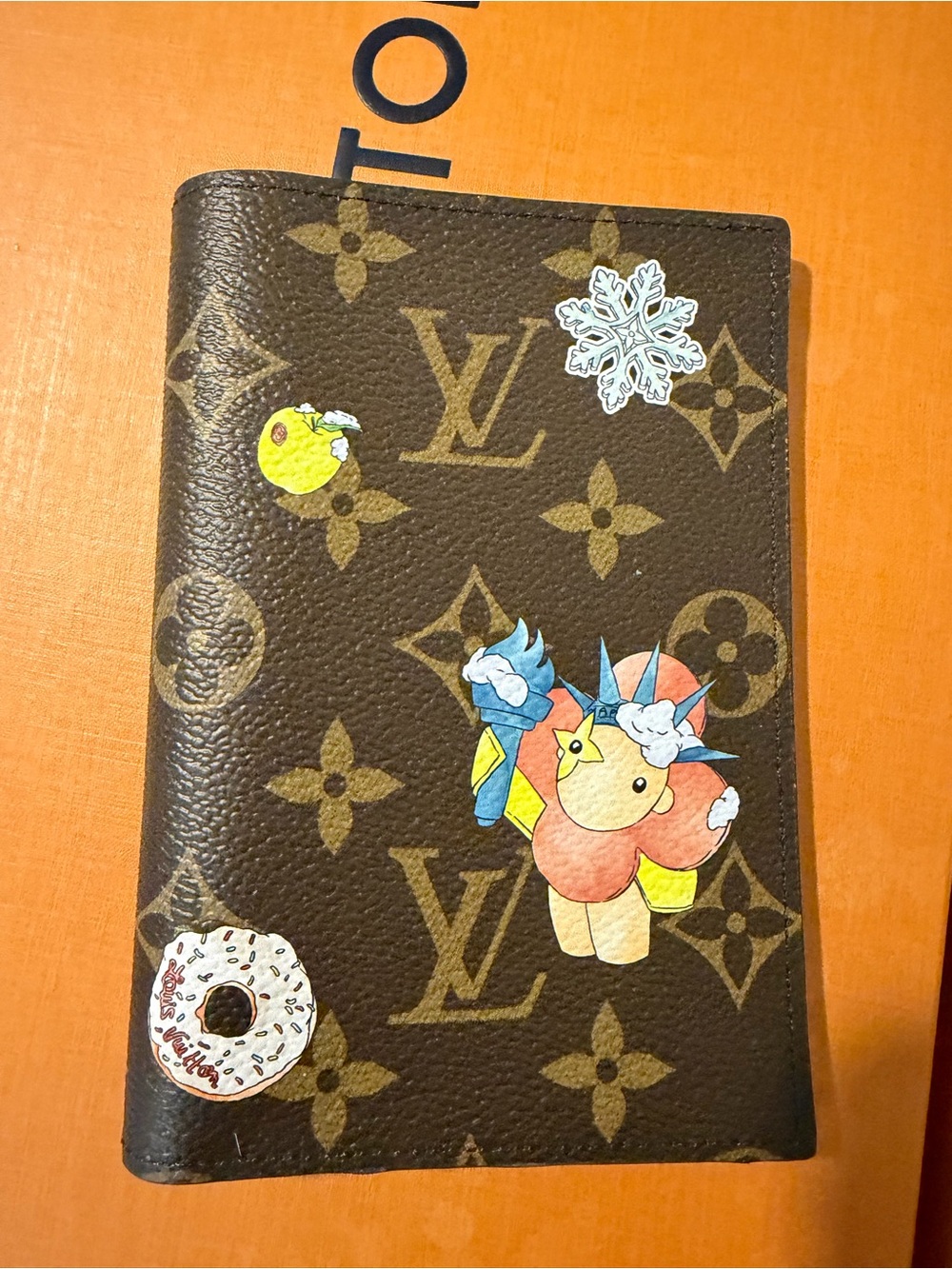 Louis Vuitton NYC 57th Street passport holder